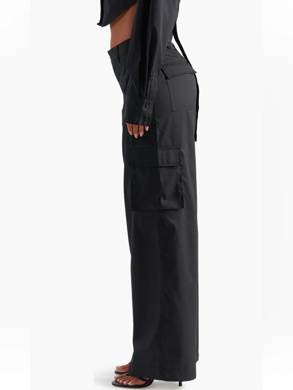 naked wardrobe Keep It Casual Wide Leg Cargo Pants - Picture 3 of 3